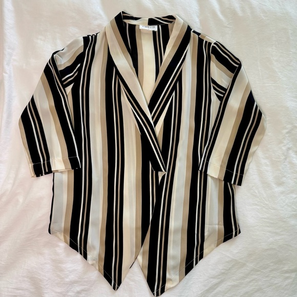 Black and Cream Striped Blazer - Picture 1 of 6